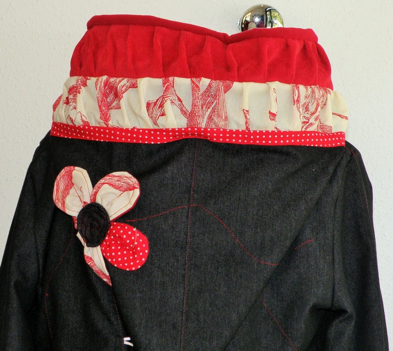 Veste lutin en jean noir doublée micro rouge + coton ecru/rouge T40-5174