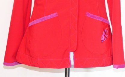 Veste princesse en softshell version courte rouge T42/44 – Image 3