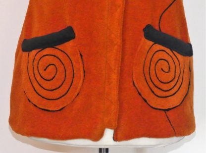 Veste sans manche lutin en polaire grenade et minky noir T40 – Image 3