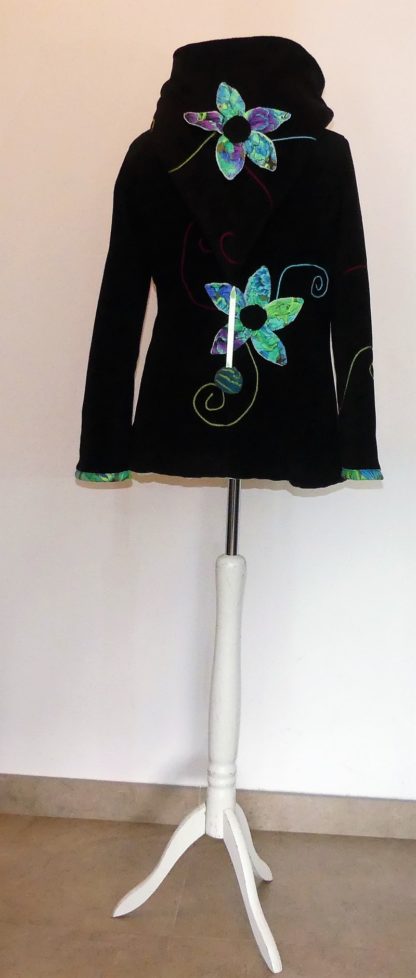 Veste princesse lutin en polaire noire et vert d'eau T42 – Image 7