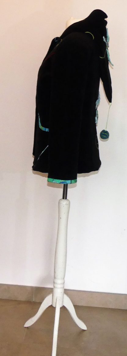 Veste princesse lutin en polaire noire et vert d'eau T42 – Image 11