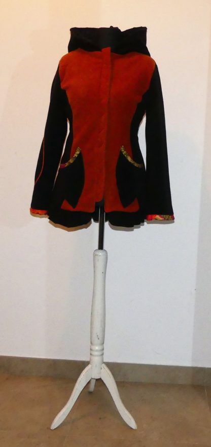 Veste princesse lutin avec lacets et volant, noir et grenade T40/42 – Image 2