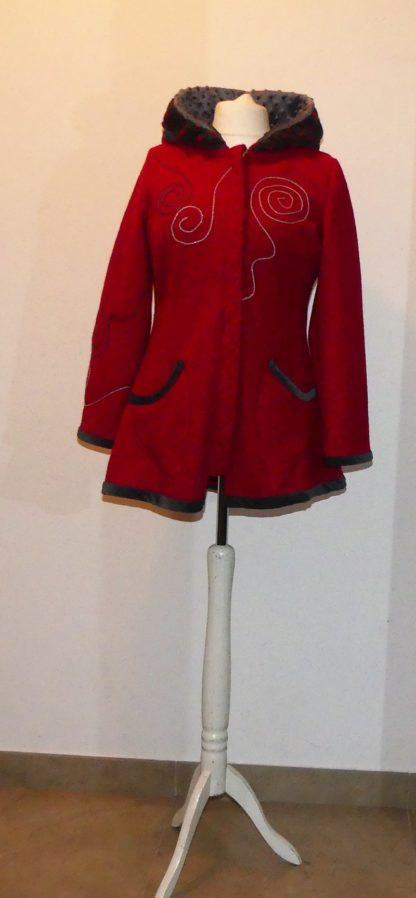 Veste princesse lutin en laine bouillie rouge et gris T42 – Image 8