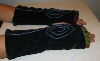 Mitaine en polaire anthracite doublée minky sea blue – Image 3