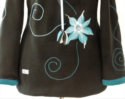 Veste longue en polaire noire et minky turquoise T44 – Image 7