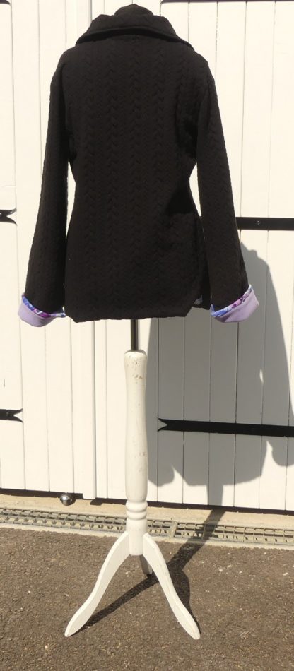 Veste en jersey matelassé noir doublée micro polaire mauve T 40 – Image 3