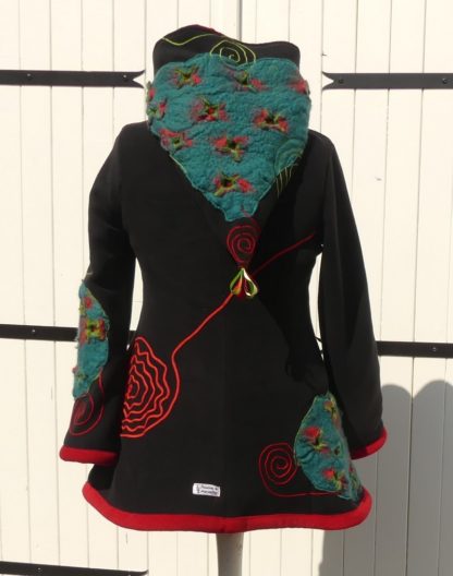 Veste princesse lutin en polaire noire doublé minky rouge T 44