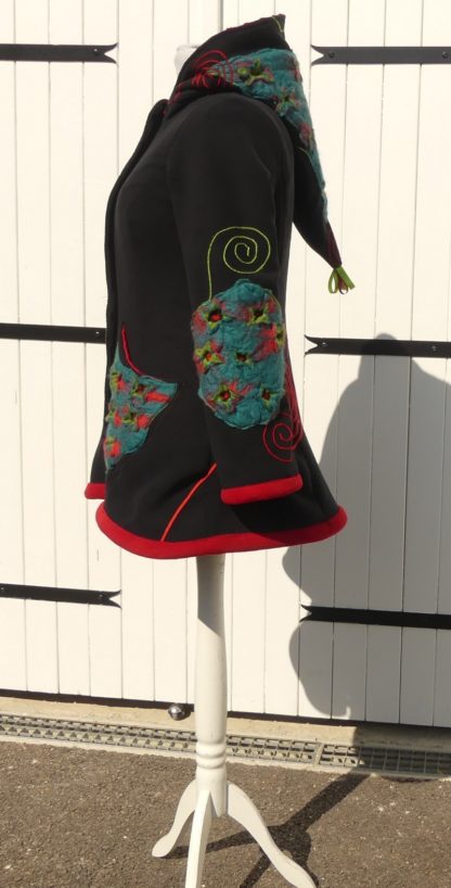 Veste princesse lutin en polaire noire doublé minky rouge T 44 – Image 2