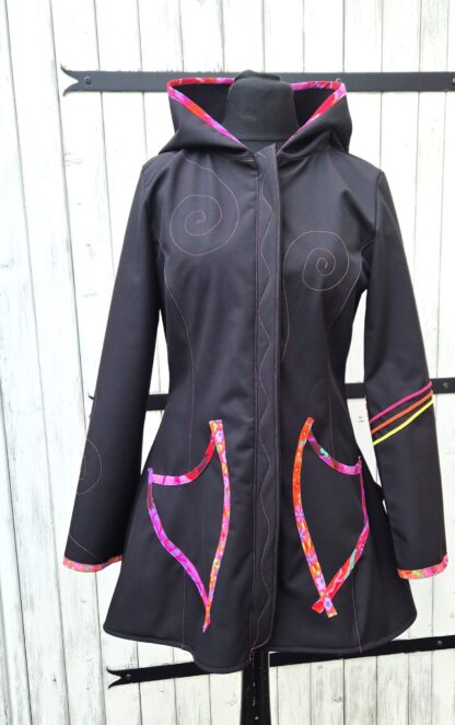 VESTE PRINCESSE LUTIN EN SOFTSHELL IMPERMEABLE TAILLE 38/40 – Image 3