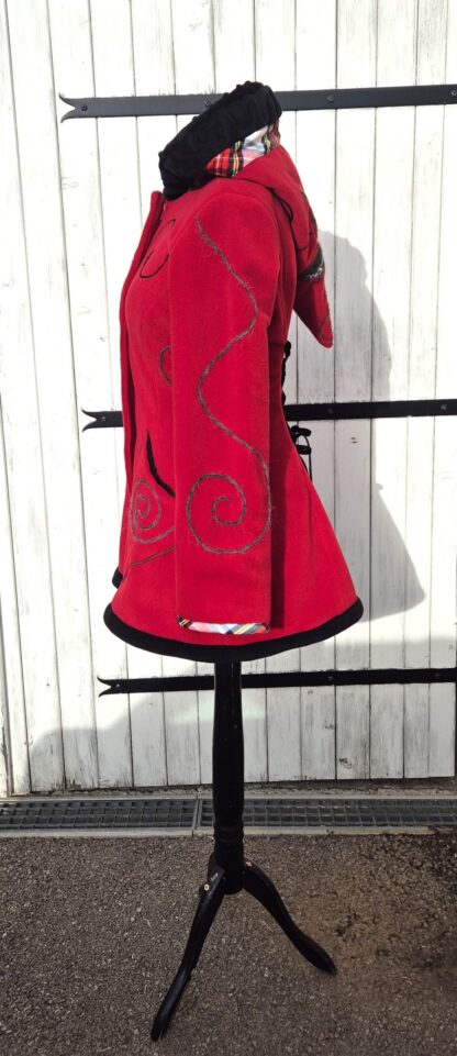 VESTE POLAIRE PRINCESSE LUTIN ROUGE VIF DOUBLEE 38/40 – Image 2